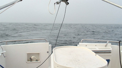 Towing the side scan towfish